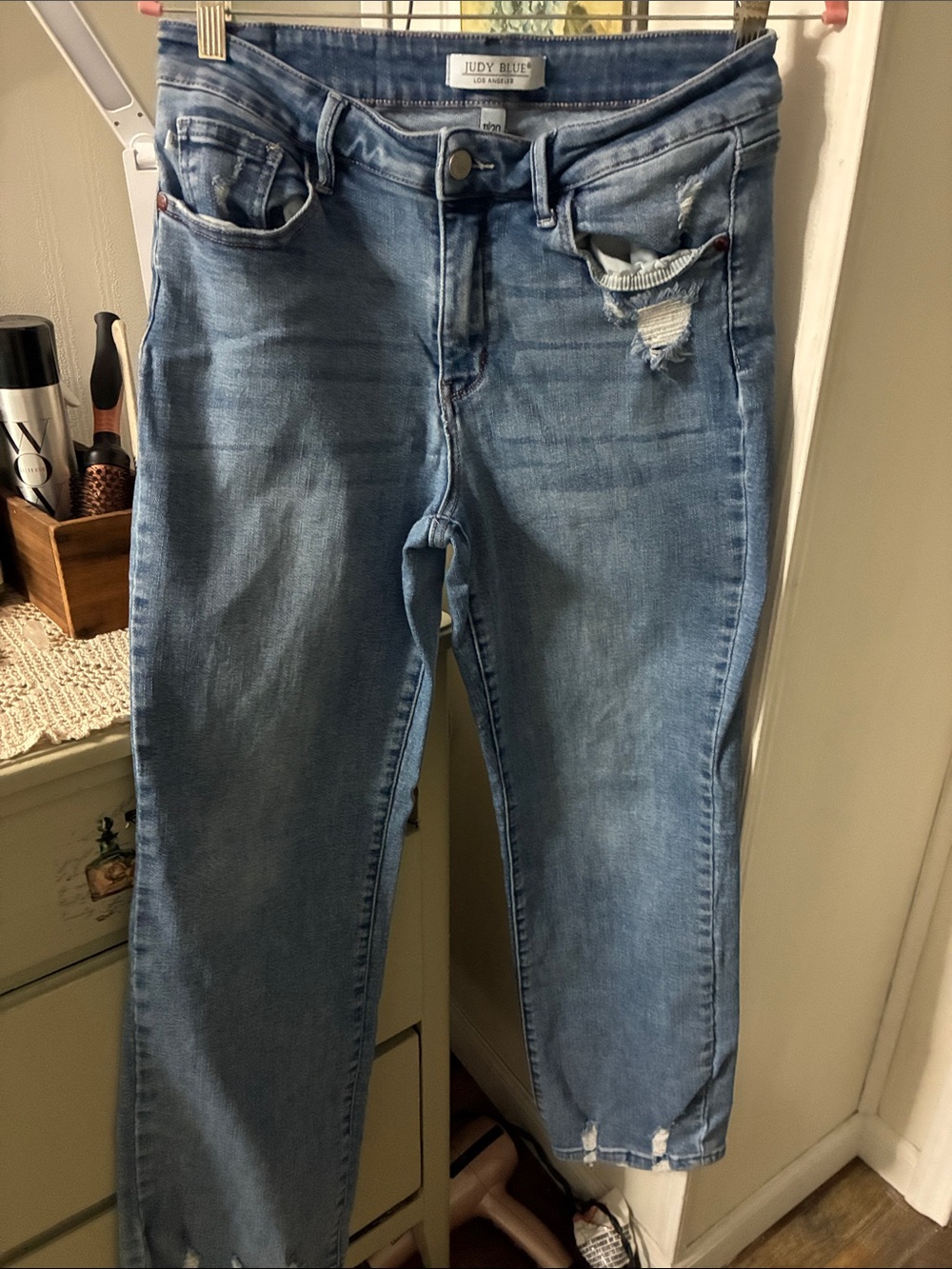 Judy Blue Medium Light Blue Distressed Crop Jeans